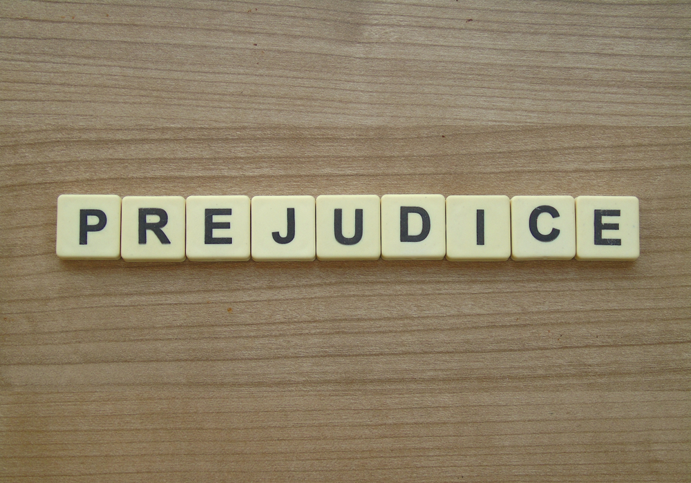 What does dismissal with and without prejudice mean?